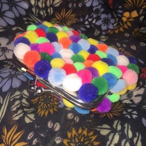 👛 Pom Pom coin purse
